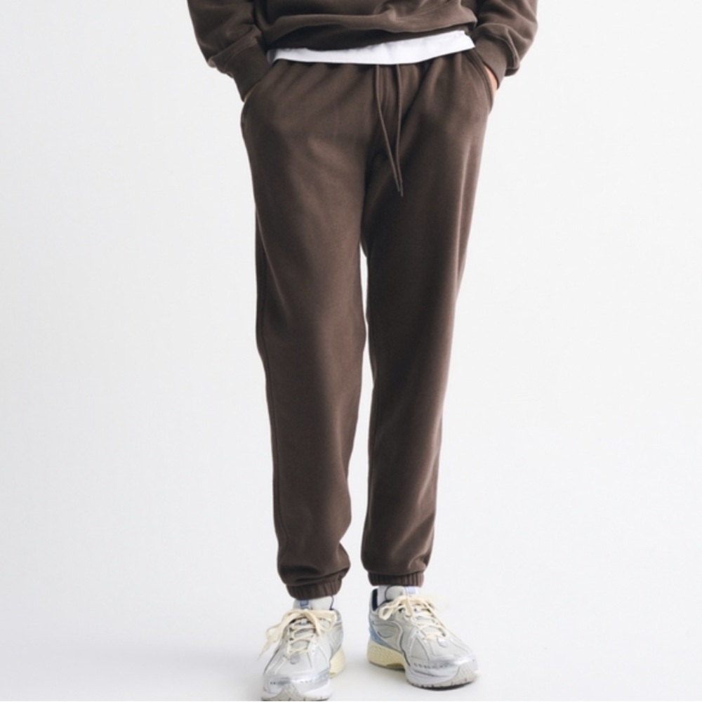 Abercrombie & Fitch Essential sweatpants